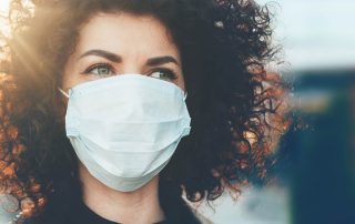 woman seeking addiction programs during coronavirus